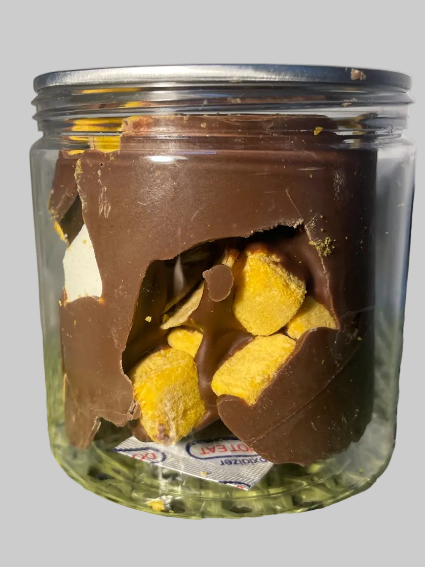 Trend Pringles Chips & Freez Dried Crunchy Mango and Mango Ice cream